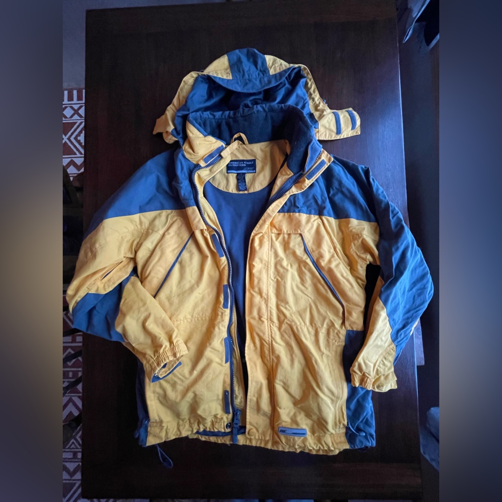 American Eagle Outfitters AE77 Performance, Men’s Small Jacket, Yellow Charcoal